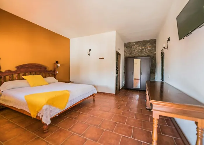 Rural Huerto Viejo * Tesejerague